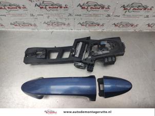 O139918 Gebruikte deurgreep 4deurs rechts-voor Ford Fiesta