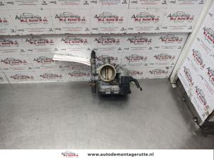 O139942 Gebruikte gasklephuis Suzuki Wagon R+