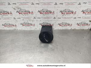 O140041 Gebruikte schakelaar licht Volkswagen Polo