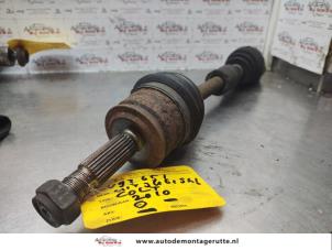 O140176 Gebruikte cardanas links-voor (vwa) Mitsubishi Colt