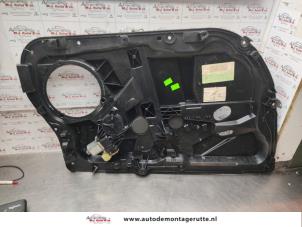 O140214 Gebruikte ruitmechaniek 4deurs links-voor Ford Fiesta