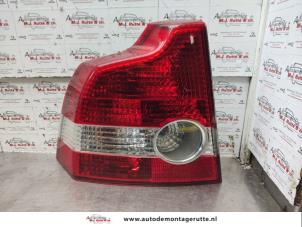 O140451 Gebruikte achterlicht links Volvo S40