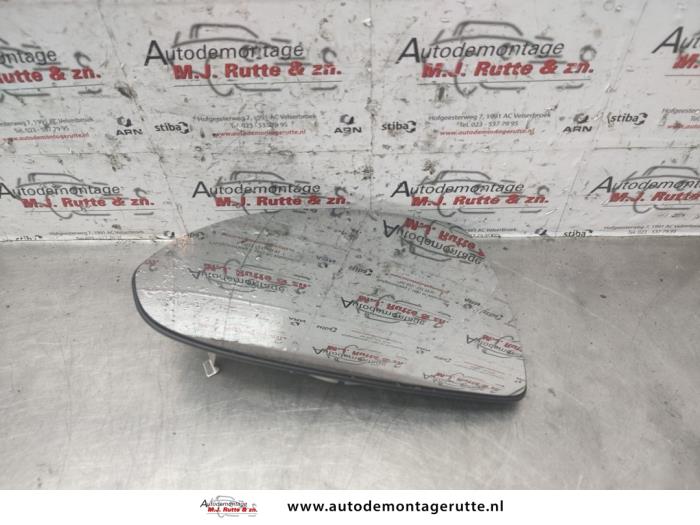 Gebruikte Spiegelglas links Opel Corsa O140633