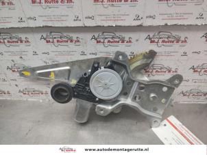 O140678 Gebruikte ruitmechaniek 4deurs links-achter Daihatsu Trevis