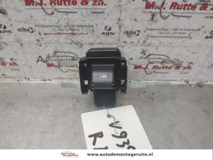 O140683 Gebruikte schakelaar elektrisch raam Daihatsu Trevis