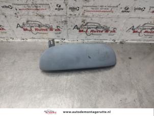 O140712 Gebruikte portiergreep 2deurs rechts Nissan Micra