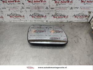 Gebruikte Spiegelglas rechts Peugeot 307 SW (3H) 1.6 16V Prijs op aanvraag aangeboden door Autodemontage M.J. Rutte B.V.