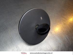 O140952 Gebruikte tank klep Peugeot 206
