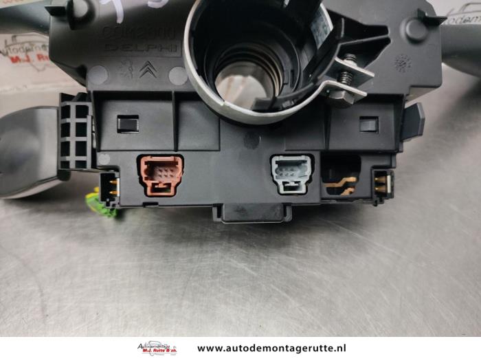 Combischakelaar Stuurkolom van een Citroën C5 I Berline (DC) 1.8 16V 2002