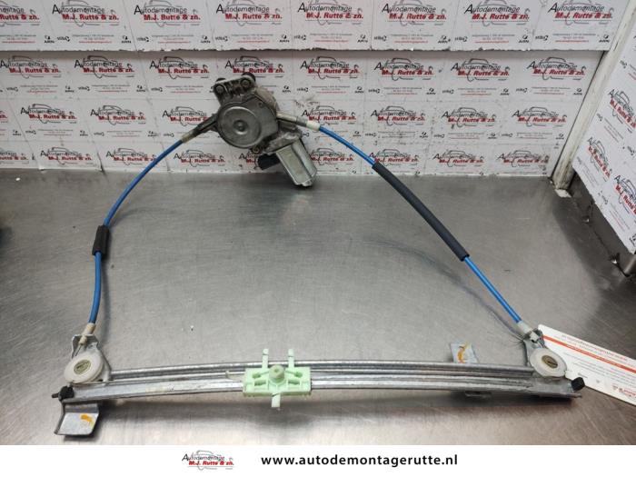 Gebruikte Ruitmechaniek 2Deurs links-voor Lancia Y(Psilon) O141182