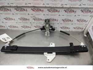 O141209 Gebruikte ruitmechaniek 4deurs links-voor Chevrolet Spark
