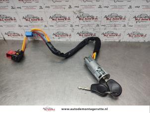 O141230 Gebruikte kontaktslot+sleutel Citroen Xsara