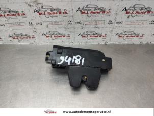 O141233 Gebruikte slotmechaniek achterklep Citroen Xsara