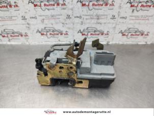 O141234 Gebruikte deurslot mechaniek 2deurs rechts Citroen Xsara