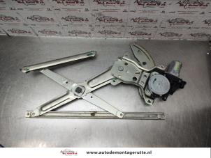 O141304 Gebruikte raammechaniek 4deurs links-voor Suzuki Alto