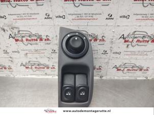 O141365 Gebruikte combischakelaar ramen Renault Megane