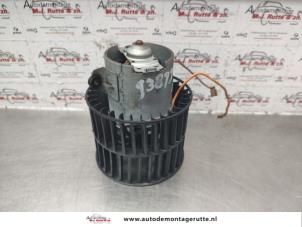 O141372 Gebruikte kachel ventilatiemotor Opel Astra