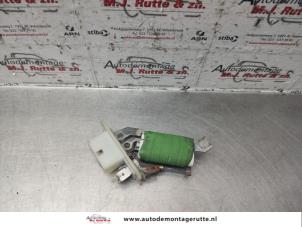 O141377 Gebruikte kachel weerstand Opel Astra