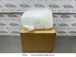 O9990000044 Nieuwe expansievat Volvo XC90
