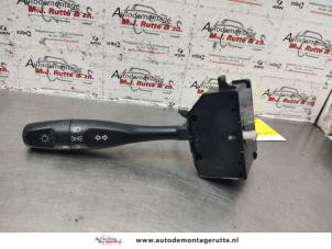 O141406 Gebruikte richtingaanwijzer schakelaar Mitsubishi Colt