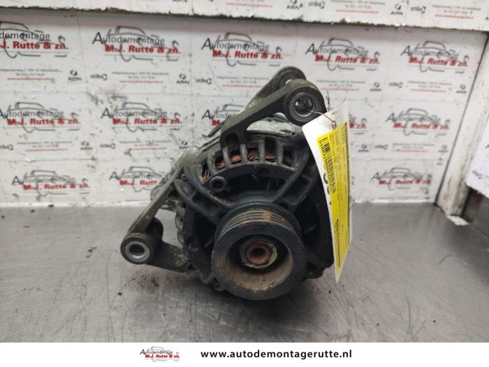 Dynamo van een Suzuki Wagon-R+ (RB) 1.2 16V 2006