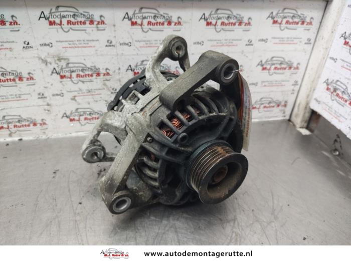 Dynamo van een Suzuki Wagon-R+ (RB) 1.2 16V 2006