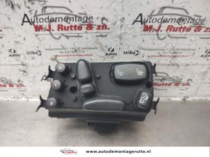 O141525 Gebruikte schakelaar stoelverstelling Chrysler Pacifica