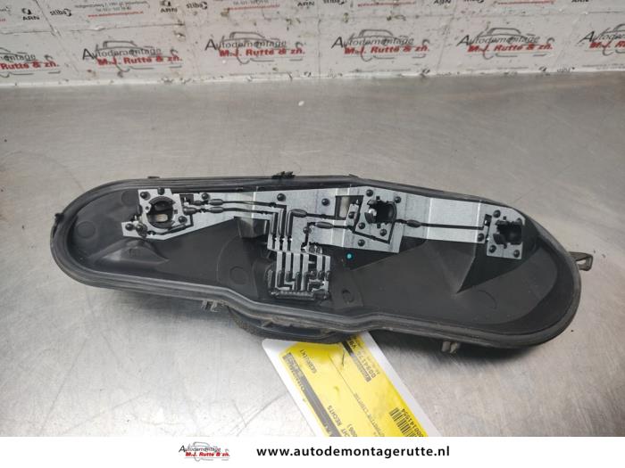 Gebruikte Printplaat Achterlicht rechts Peugeot 107 O141554