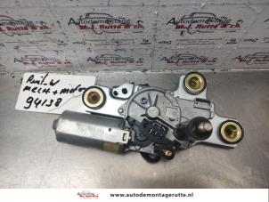 Gebruikte Motor Ruitenwisser achter Ford Focus 1 1.6 16V Prijs op aanvraag aangeboden door Autodemontage M.J. Rutte B.V.