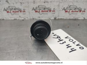 O141723 Gebruikte schakelaar paniekverlichting Volvo 4-Serie