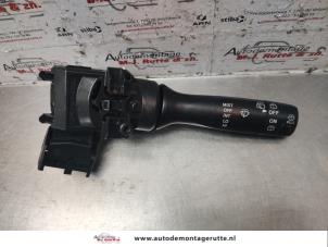 O141762 Gebruikte schakelaar ruitenwisser Peugeot 107