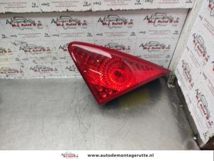 O141848 Gebruikte achterlicht rechts Peugeot 3008