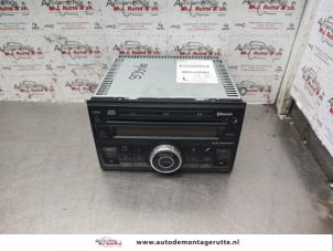O141880 Gebruikte radio Nissan Qashqai