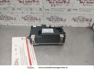 O141942 Gebruikte stekker kachelweerstand Audi A6