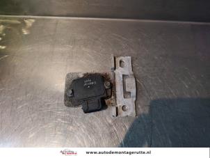 O142288 Gebruikte ontstekingsmodule Opel Astra