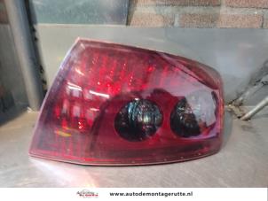 O142318 Gebruikte achterlicht rechts Peugeot 407