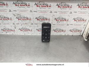 O142446 Gebruikte schakelblok ruiten Opel Vectra