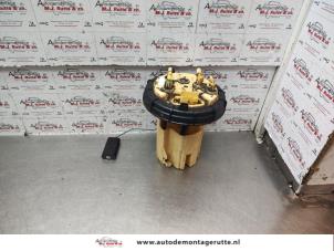 O142461 Gebruikte brandstofpomp elektrisch Peugeot 3008