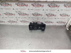 O142469 Gebruikte schakelaar spiegel Toyota Corolla