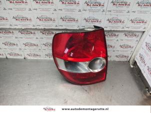 O142596 Gebruikte achterlicht links Volkswagen Fox