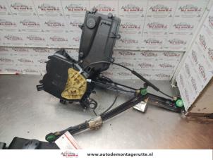 O142686 Gebruikte ruitmechaniek 4deurs links-voor Seat Leon