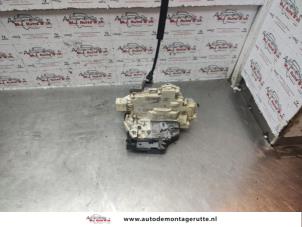 O142689 Gebruikte portierslot mechaniek 4deurs links-achter Seat Leon