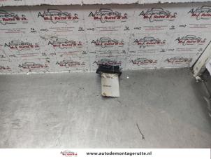 O142698 Gebruikte kachel weerstand Nissan Micra