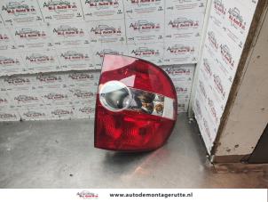 O142753 Gebruikte achterlicht links Volkswagen Fox