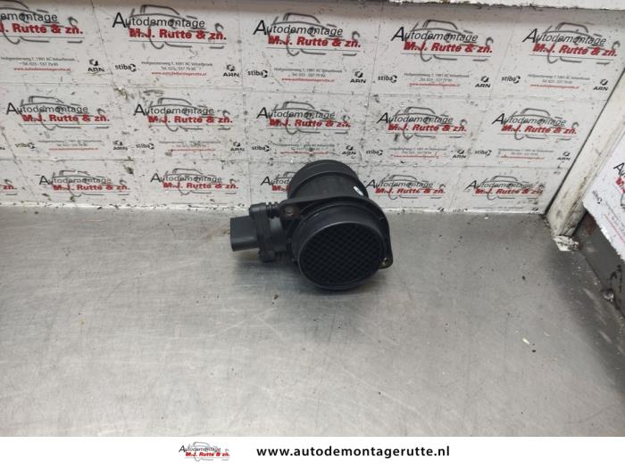 Luchthoeveelheidsmeter van een BMW 3 serie Compact (E46/5) 318ti 16V 2002