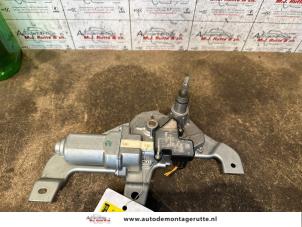 O143108 Gebruikte motor ruitenwisser achter Suzuki Swift