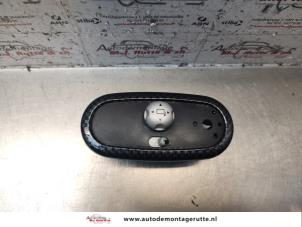 O143125 Gebruikte spiegel schakelaar BMW Mini One