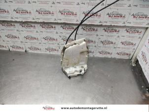 O143180 Gebruikte deurslot mechaniek 4deurs rechts-achter Suzuki SX-4