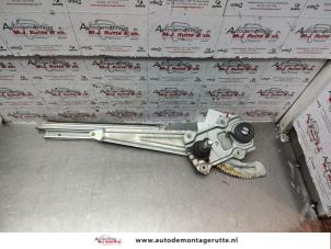 O143185 Gebruikte raammechaniek 4deurs links-achter Suzuki SX-4