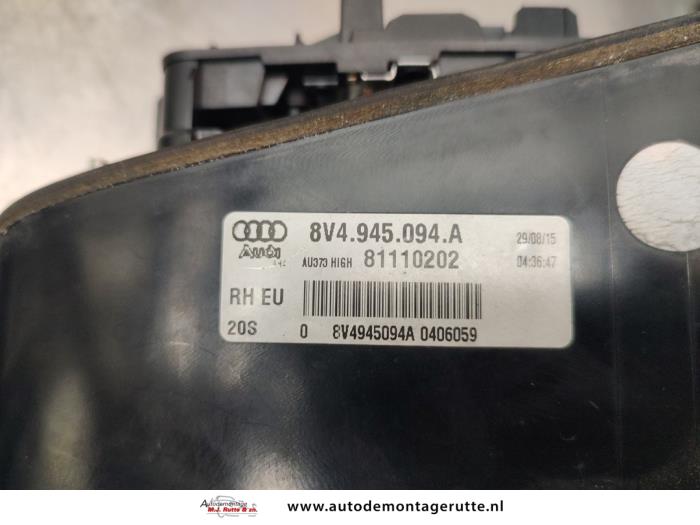 Achterlicht rechts van een Audi A3 Sportback (8VA/8VF) 1.4 TFSI 16V 2015